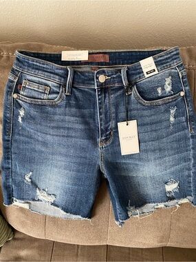 Judy Blue Distressed Hi-Lo Cut Hem Mid-Rise Denim Shorts